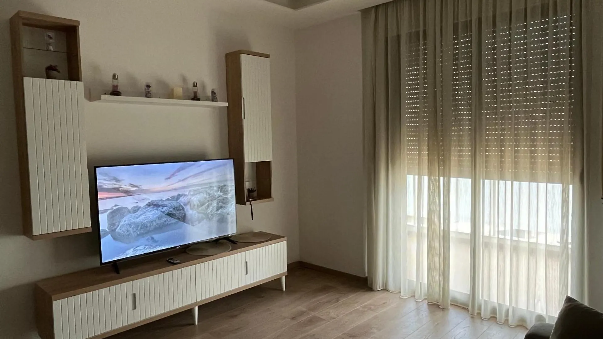 Blue Pearl Lungomare Appartement Vlorë